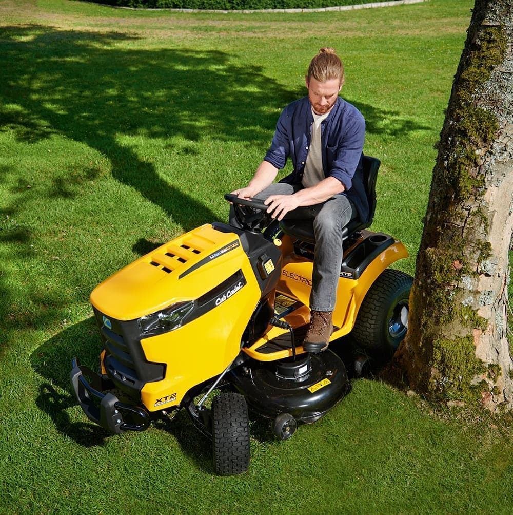 Modelo XT2 ES107 - TRACTOR ELÉCTRICO CUB CADET - Imagen 3